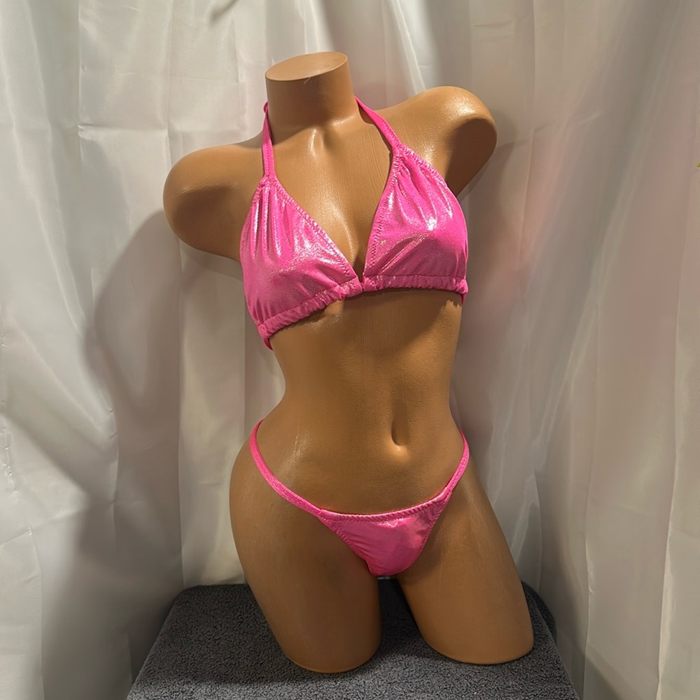 Npc fitness model bikini, hot pink cup size 34B small bottoms handmade